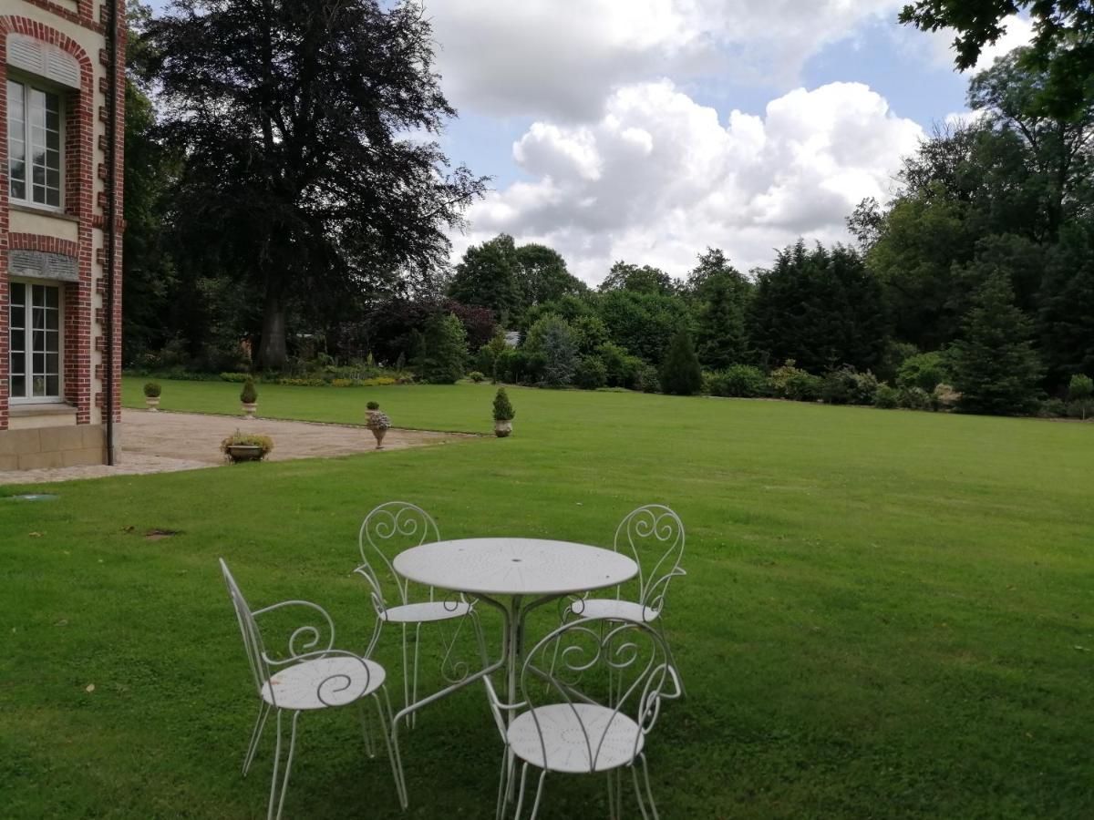 Chambre E Andre Le Domaine Des Jardins De Bracquetuit Εξωτερικό φωτογραφία